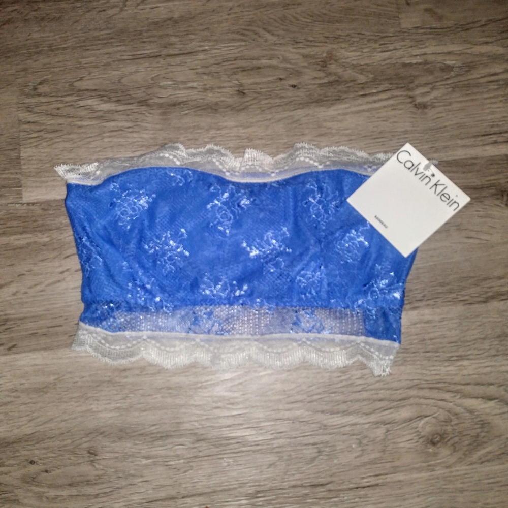 New Calvin Klein Lacy Bandeau Bra.